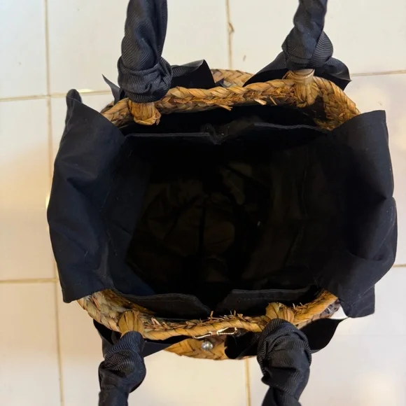 Unique straw handbag with rhinestones and black lining and ribbon - Picture 2 of 5